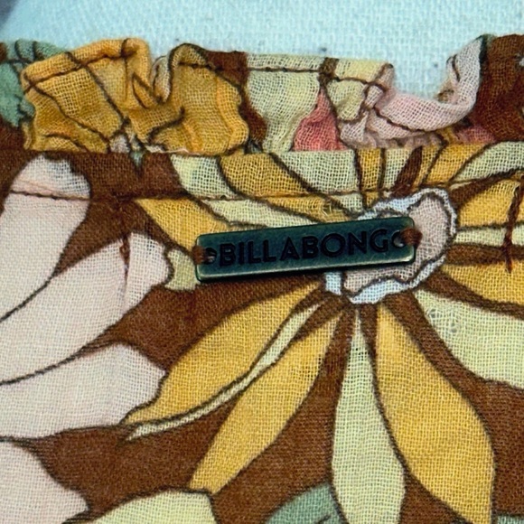 Billabong X The Salty Blonde Brown Floral Ruffled Tie-Front Blouse Size M - Picture 7 of 12